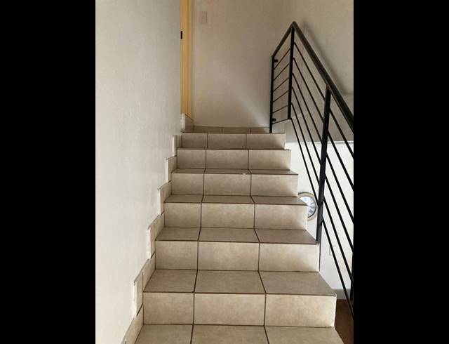 3 BEDROOM TOWNHOUSE FOR SALE IN DAWN PARK